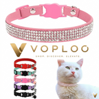 Collar de Ante con Pedrería y Cascabel: Elegancia y seguridad para tu gatito 🎀✨